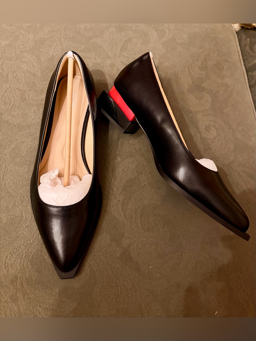 Classic Black Pointed Low Heel Pumps NIB